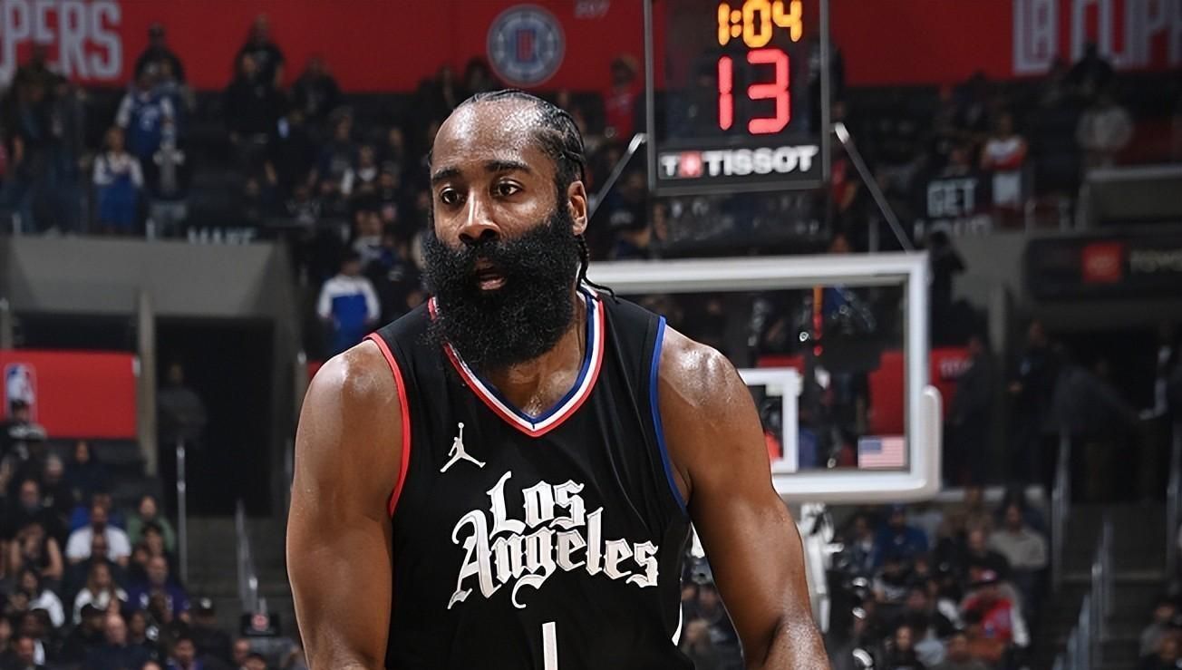 ayx-NBA季后赛国际比赛日走向成谜;奥兰多魔术状态回暖;悬念犹存;阵容厚度经受考验的简单介绍